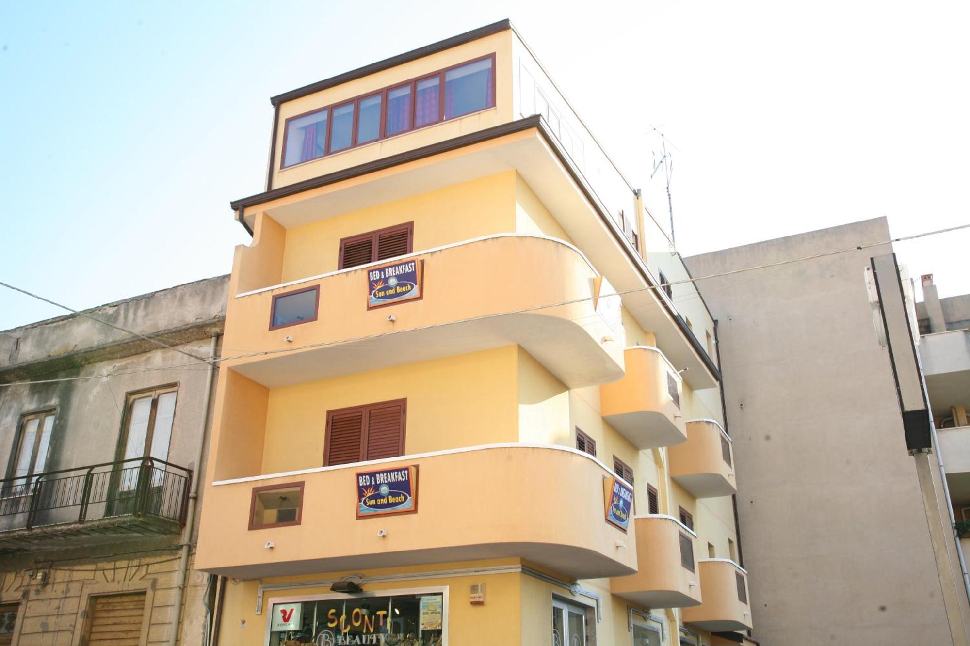 Sun And Beach Catona Di Reggio Calabria Exterior photo